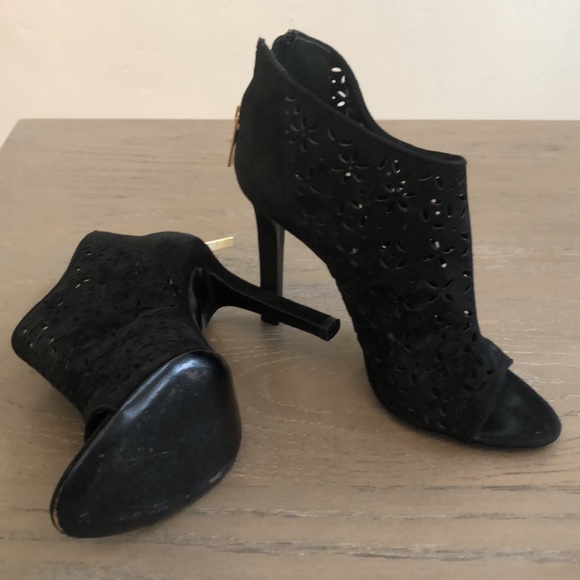 Laser Cut Tamra Melon Booties - Picture 7 of 7